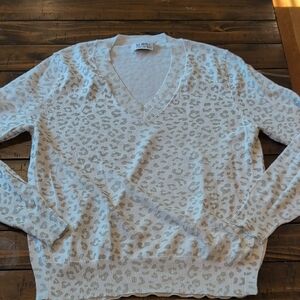 27 Miles Malibu Iman V Neck Side Slit Sweater Leopard Cotton Cashmere